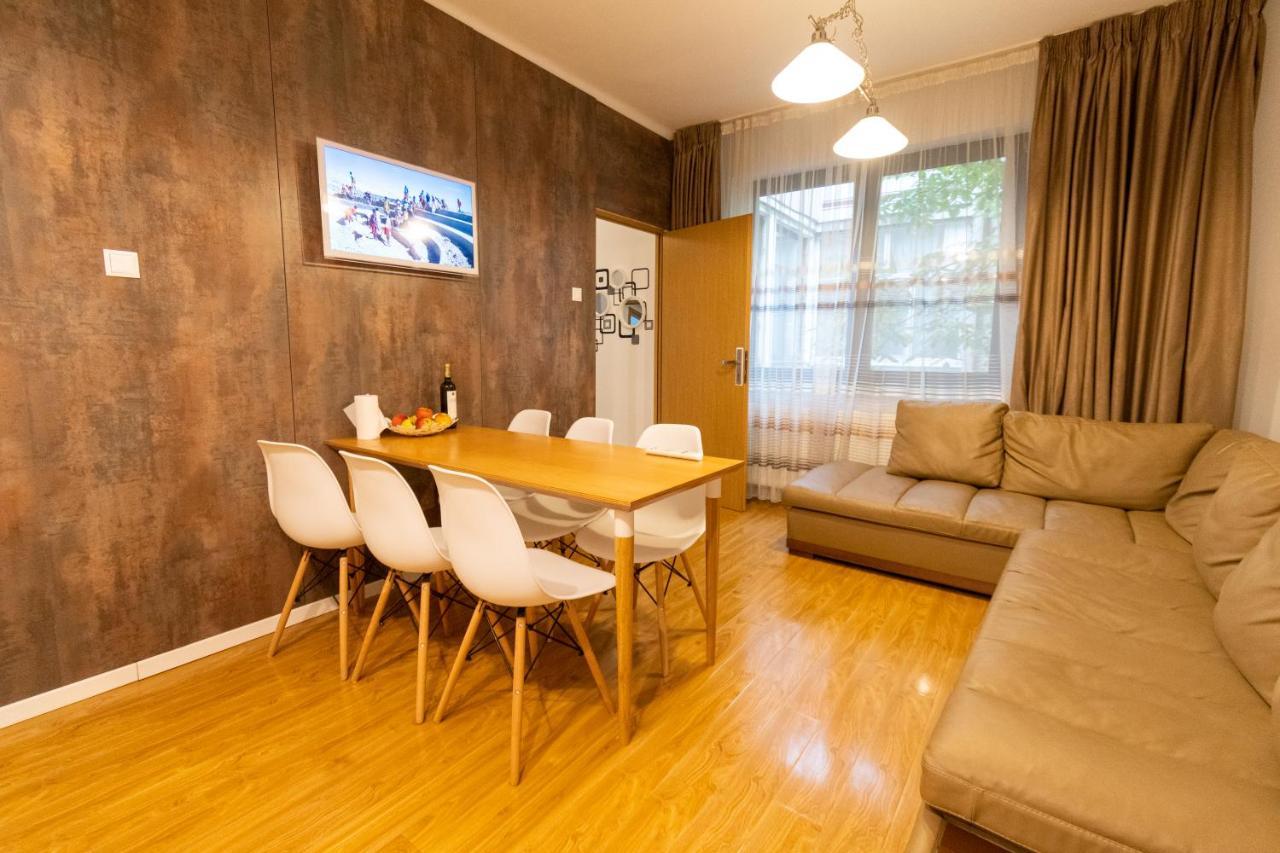 Ardor Apt - Bright And Secluded Apartment In The Heart Of Old Town Braşov Eksteriør bilde